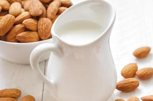 喝牛奶好處多 孕期喝什么奶制品好