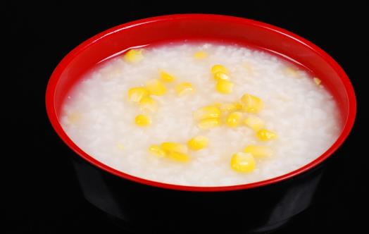 經(jīng)期學會好好護理皮膚 這些食物讓你有好容顏