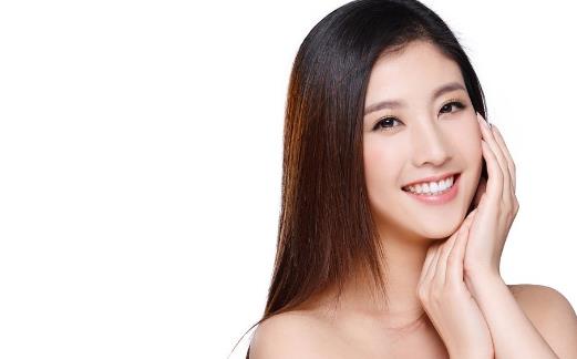 臉型決定別人對(duì)你的第一印象 推薦9個(gè)簡(jiǎn)單有效的瘦臉方法