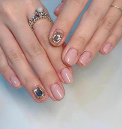 純色美甲的N種打開方式 當下潮流純色美甲都在這