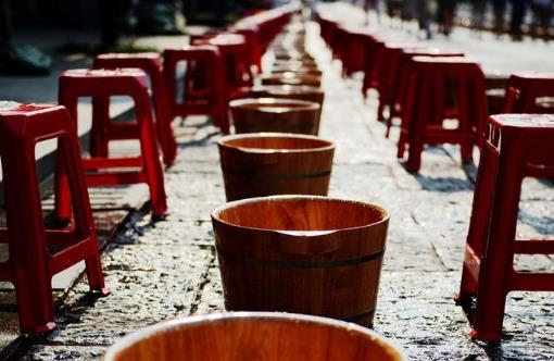 泡腳健康身體 泡腳加這些材料會有特殊的養生效果