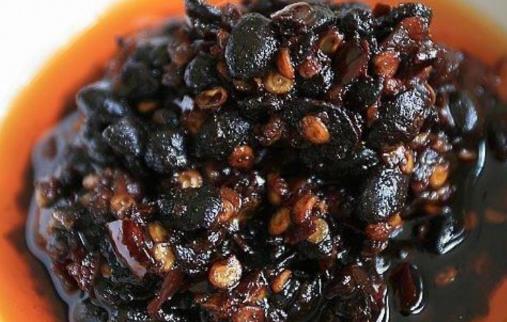 黑色食物可以補腎 常吃黑米補腎養身