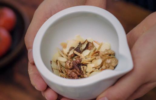 過年瓜子別多吃？這些人更是要少吃