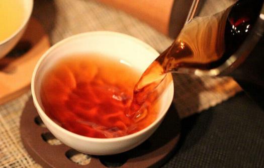 一日無茶則滯三日無茶則病 紅茶和綠茶的區別