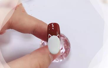 招財貓美甲怎么畫 這是會讓你發財的美甲