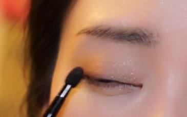 韓式水光妝的畫法 化身韓劇女主角