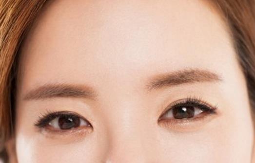 大圓臉適合的眉毛 俏皮可愛大氣統統實現