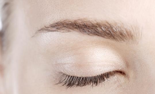 大圓臉適合的眉毛 俏皮可愛大氣統統實現