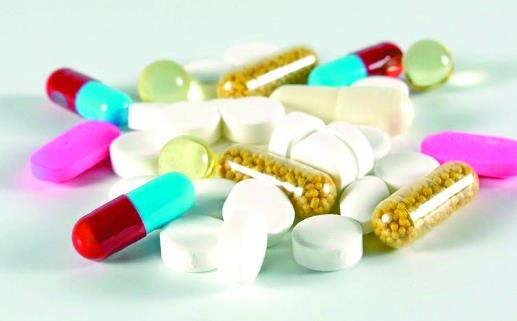 臨睡前吃藥會更損傷肝臟 避免藥物對肝臟傷害的方法