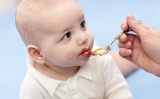 臨睡前吃藥會更損傷肝臟 避免藥物對肝臟傷害的方法