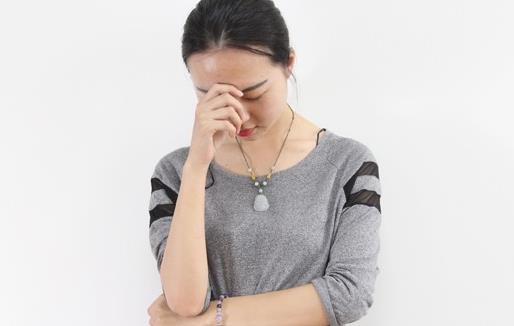 蹲久后起身頭暈 別把這些都?xì)w結(jié)為低血糖