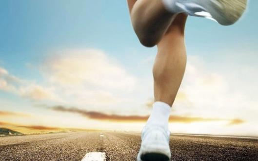 看似簡單的蹺二郎腿 和身體舒服感心理狀態習慣都有關系