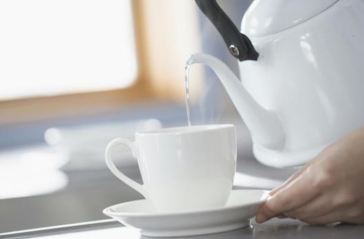 改善寒性痛經(jīng)要學(xué)會暖身 暖身食療方學(xué)一學(xué)