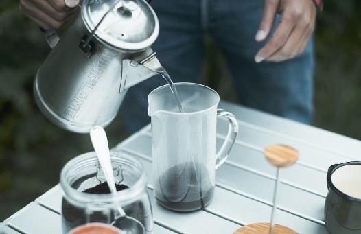 喝開水益處多 春天到了女人們請多喝開水