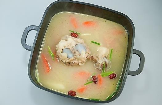 女人滋陰養(yǎng)生湯來(lái)了 春季正是養(yǎng)生好時(shí)機(jī)