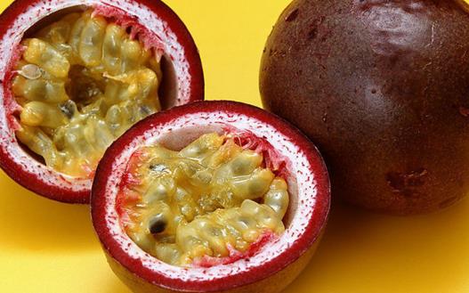有果汁之王美稱的百香果 對(duì)人體健康的益處