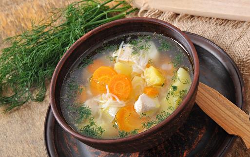 煮雞湯的小竅門 煮出香濃美味又有營養的雞湯