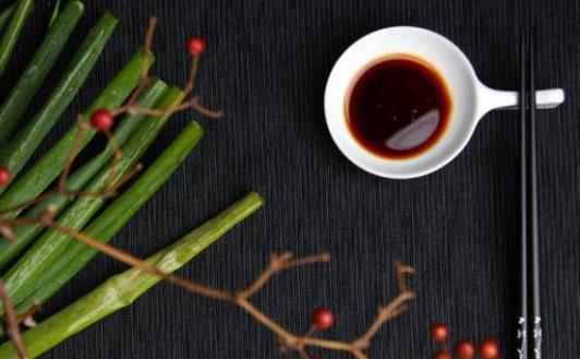 調(diào)味料的儲(chǔ)藏方法 醬料也是有分放常溫和冷藏