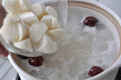 氣血不足的妹子看過來 教你快速補身體