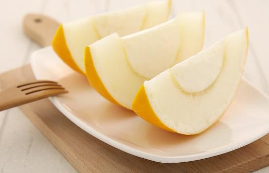 幾種有利于緩解打呼嚕飲食 緩解打呼的運(yùn)動小竅門