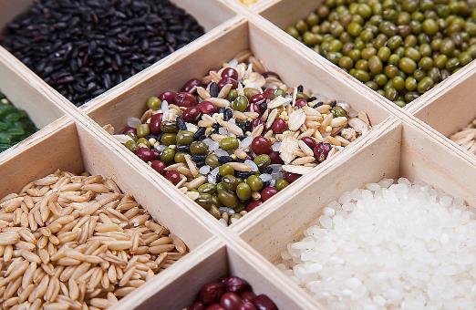 掉發嚴重是什么原因 如何養發護發