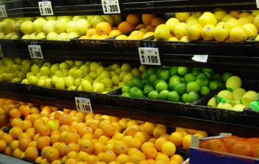 挑選進(jìn)口水果 幫你解開水果貼紙?zhí)柎a的玄機(jī)