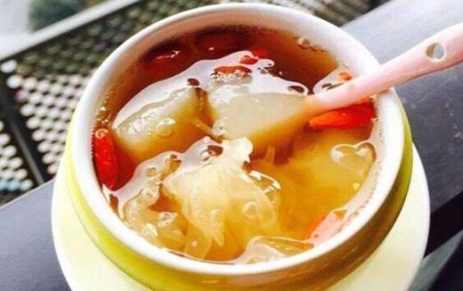 銀耳營養價值高 春季止咳潤肺可吃它