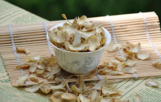 不同的月經癥狀要對癥下藥 調理月經的中草藥推薦