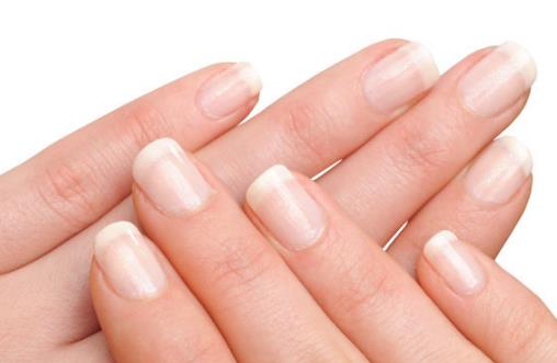 從指甲上竟然看出這么多病癥