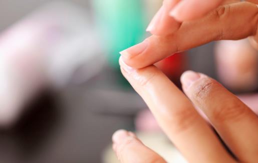 從指甲上竟然看出這么多病癥