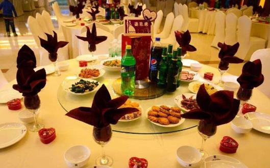 經常赴酒場 酒桌上的喝酒禮儀不可不知