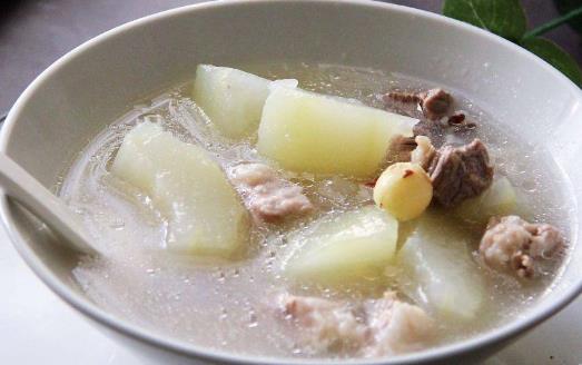 進補喝湯 常用煲湯材料用法禁忌