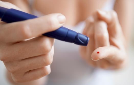 腳上出現(xiàn)4個(gè)癥狀可能是糖尿病癥狀