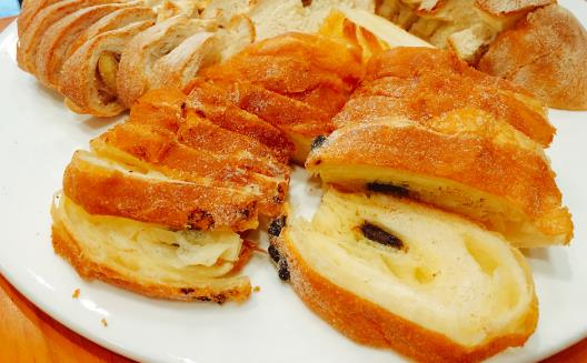 面包放好久不變壞 需要顧慮的是用非法添加物來防腐