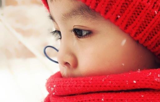 關(guān)注寶貝的10個標(biāo)志性瞬間 預(yù)示寶貝的智力發(fā)展水平