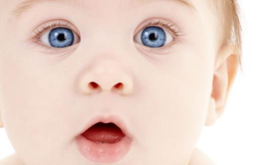 家長這樣做能有效預防孩子脹氣