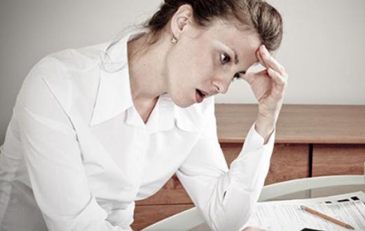 長期久坐傷神又損腦 六個動作減輕久坐傷害