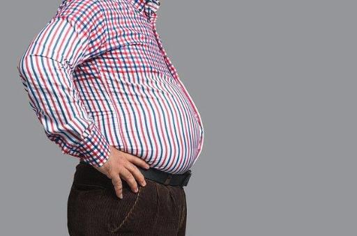 長啤酒肚是否是喝啤酒造成的 消除啤酒肚的五個(gè)方法