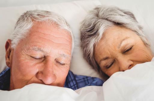 老人總愛做噩夢 減少外界環(huán)境因素導致的惡夢發(fā)生