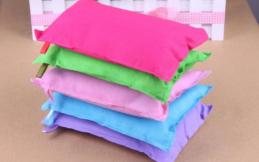 解決房間或汽車內(nèi)部的污染問題 竹炭包的科學(xué)用法