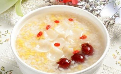 女性常敲打八大穴位祛斑又美容 美容養顏粥推薦