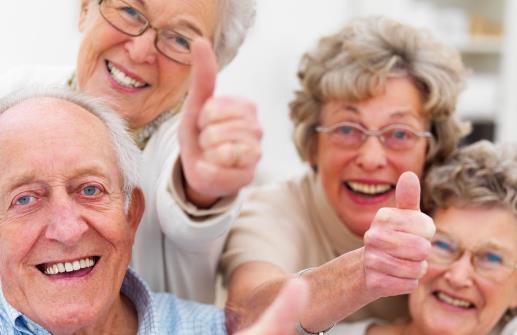 年齡增大老年人容易手抖 學(xué)會靈活健指操緩解手抖