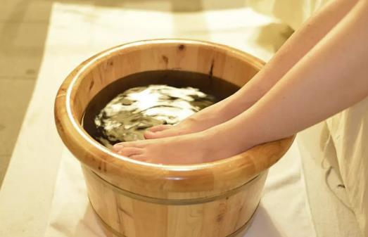 女孩子日常要怎么做才能養(yǎng)出好皮膚