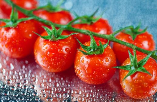 女孩子日常要怎么做才能養(yǎng)出好皮膚