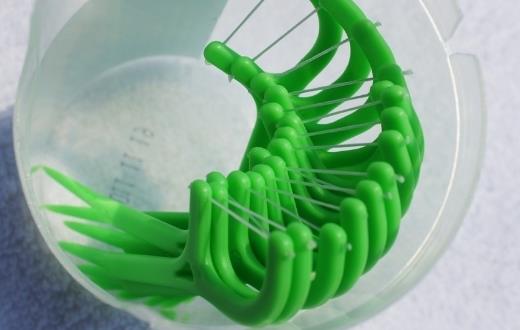 牙線使用小常識 牙線不可以重復使用