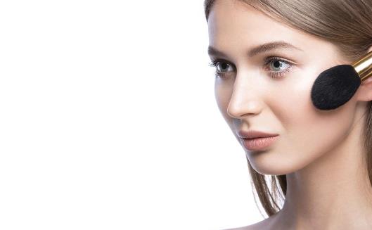 凡士林除了滋潤肌膚之外 還有我們意想不到的妙用