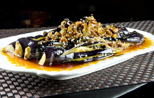 經常吃茄子有什么好處？怎么吃最健康？看醫生怎么說 