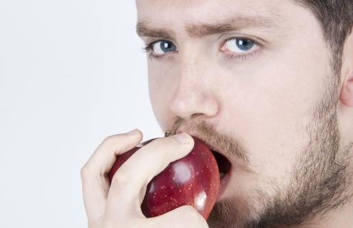 男性的平均壽命要短于女性 導致男人短命的嗜好