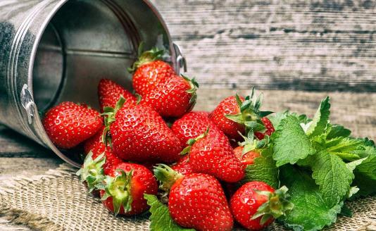 并不只有香蕉可以治療便秘 有利于預防便秘的水果