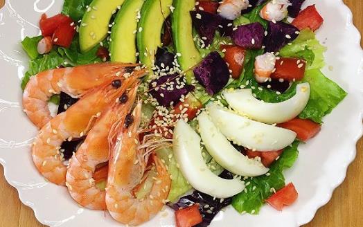 健身餐對營養(yǎng)的均有講究 健身運(yùn)動員三餐時(shí)間安排